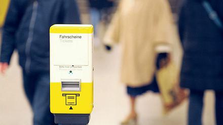 Abstempeln nicht vergessen: Ohne gültiges Ticket kann es teuer werden.