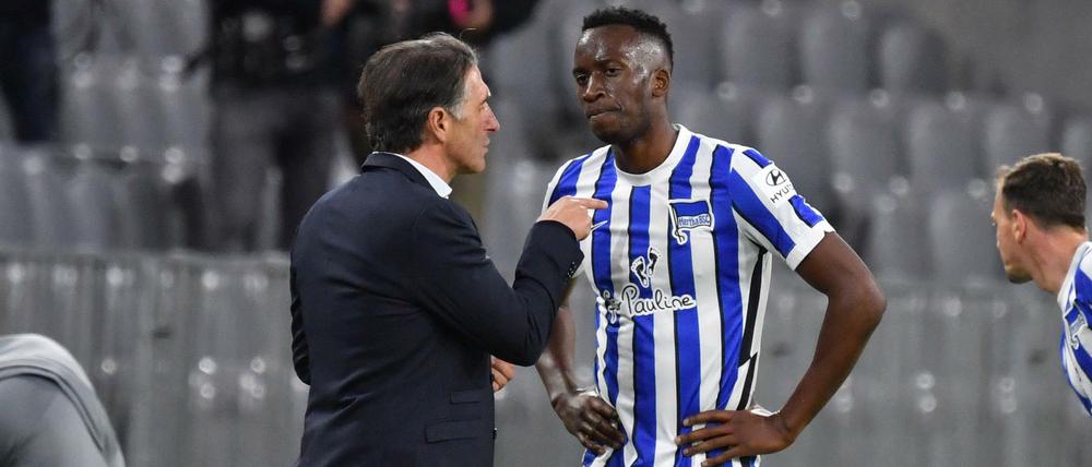 Die Angreifer müssen auch mitmachen in der Defensive. Trainer Bruno Labbadia hat das bei Dodi Lukebakio gegen Dortmund nicht zum ersten Mal in dieser Saison vermisst.