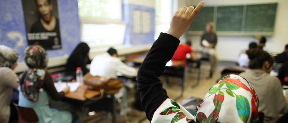 Manchmal prallen westliche liberale Werte und fundamentalistisch-muslimische Werte im Klassenraum aufeinander.
