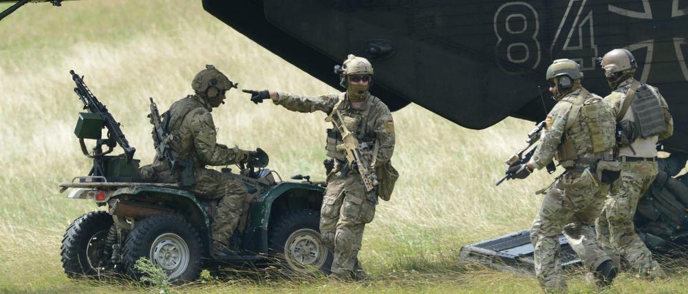 Die Aufgaben der Nato werden vielfältiger - wie die Bedrohungen. Soldaten des Kommandos Spezialkräfte (KSK) der Bundeswehr bei einer Übung.