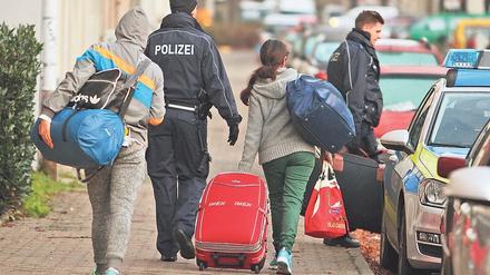 Keine Abschiebung. Situation von Gesundheit abhängig. 