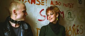 Sie scheißen auf die Zukunft. Punks in Ost-Berlin, 1982.