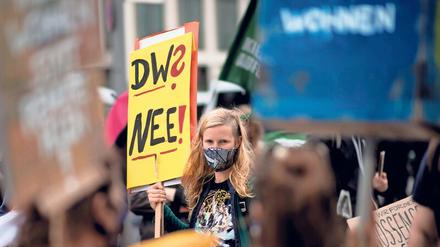 Die Initiative „Deutsche Wohnen &amp; Co enteignen“ will per Volksentscheid erreichen, dass große Wohnungsbestände einzelner Unternehmen kommunalisiert werden.