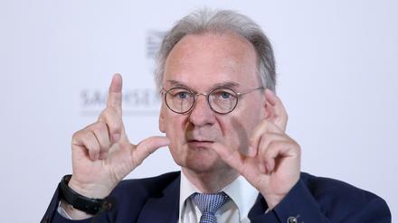 Hat die Diskussion wieder entfacht: Sachsen-Anhalts Ministerpräsident Reiner Haseloff (CDU).