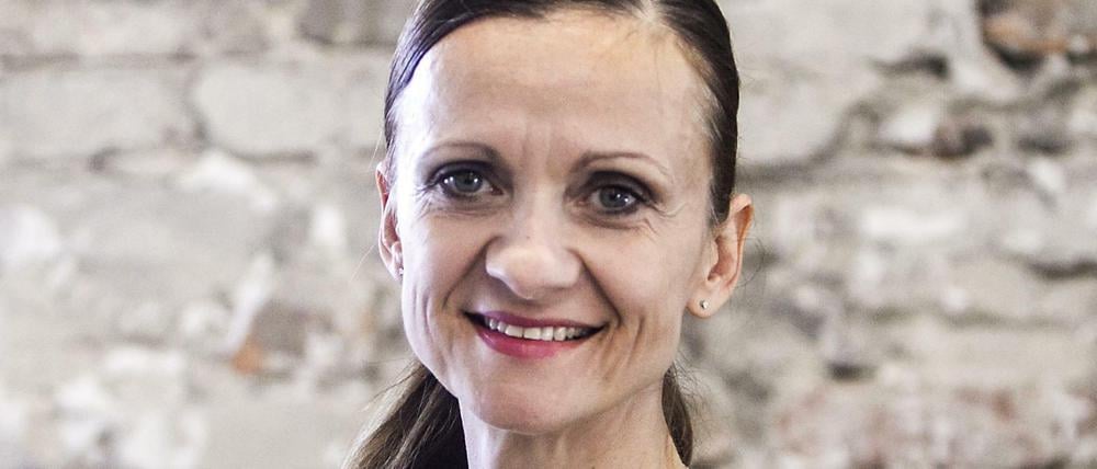 Claudia Rathfux ist Vorsitzende des InfraLab Berlin e.V.: Der Verein wird getragen von den Infrastrukturbetreibern der Hauptstadt: den Verkehrsbetrieben (BVG), den Wasserbetrieben (BWB), der Stadtreinigung (BSR), den Stadtwerken so wie den Energieversorgern Vattenfall und Gasag.