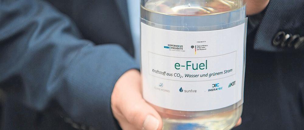 Im stürmischen Süden Chiles produzieren Siemens Energy, Porsche und lokale Energiefirmen aus Windstrom Wasserstoff, aus dem dann synthetischer Kraftstoff wird. 