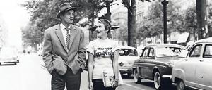 Godards Debüt „Außer Atem“ mit Jean-Paul Belmondo und Jean Seberg macht den Regisseur 1960 selbst zum Popstar der Nouvelle Vague. 