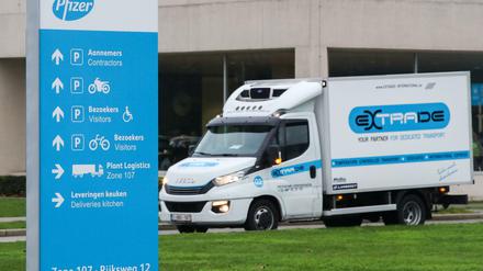 Ein Lastwagen des Pharmakonzerns Pfizer.
