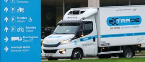 Ein Lastwagen des Pharmakonzerns Pfizer.