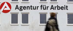 Für viele Jugendliche bleibt in der Pandemie nur der Gang zum Amt.