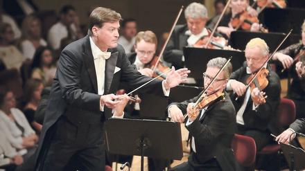 Deutsch klingen, ohne zu tümeln. Christian Thielemann am Pult der Sächsischen Staatskapelle Dresden.