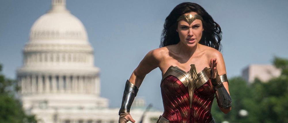 Geht ihren eigenen Weg. Gal Gadot in „Wonder Woman 1984“, der an Weihnachten im Kino und Streaming erscheint.