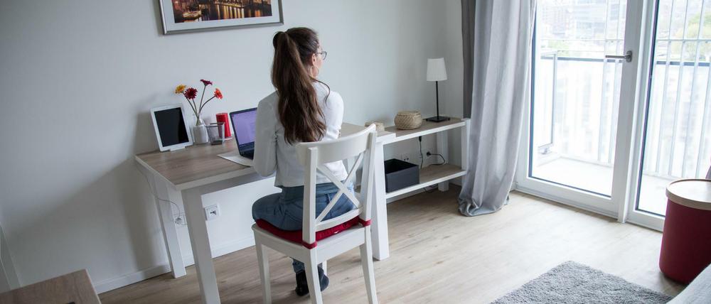 Viele Studierende sitzen gerade alleine in ihren Zimmern.