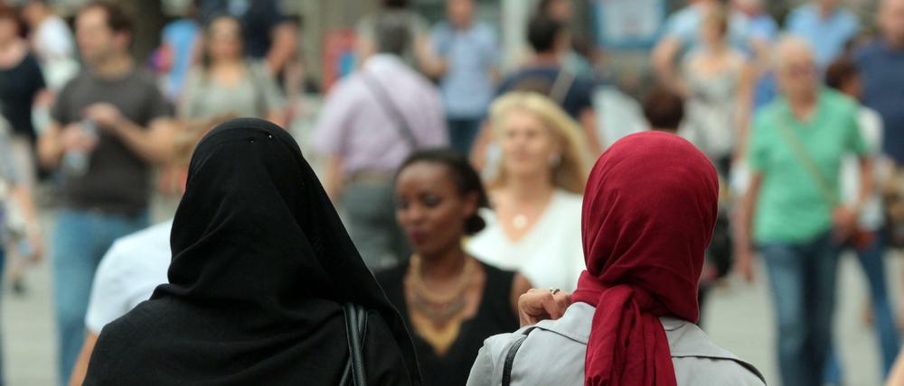 Alle Farben, viele Köpfe: Ein Blick ins vielfältige Deutschland, hier in München