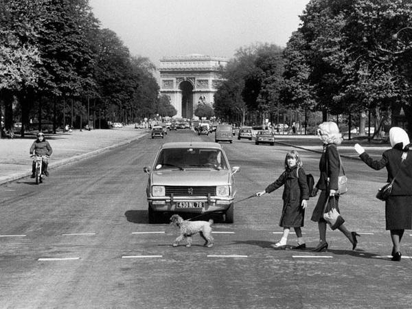 Eine schöne Bilderreise. Das Coverbild vom Parisband.