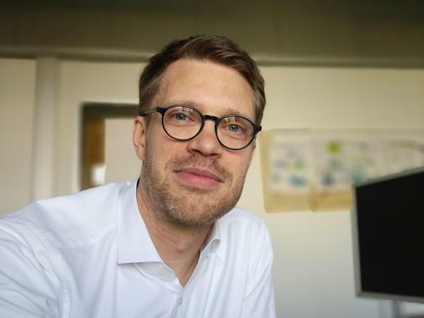Johannes Danckert, 42, ist im Vorstand der Vivantes-Kliniken, die 600.000 Patienten pro Jahr versorgen.
