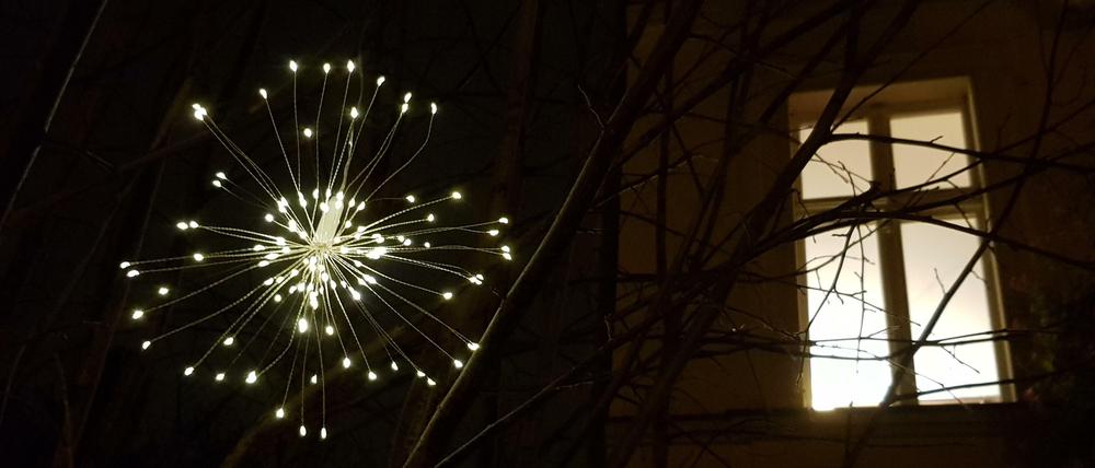 Mit Corona vor der Tür kann Weihnachten eintönig werden - muss aber nicht, wenn Gesprächsstoff vorhanden ist.