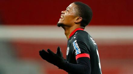 Leverkusens Leon Bailey jubelt über seinen Treffer zum 2:0. 