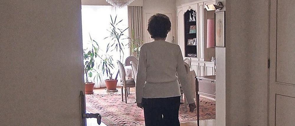 Die Filmemacherin Chantal Akerman filmte ihre Mutter über mehrere Monate in ihrer Brüsseler Wohnung. 
