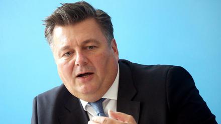Innensenator Andreas Geisel (SPD) will in Zukunft systematischer gegen die Terrorgefahr vorgehen.