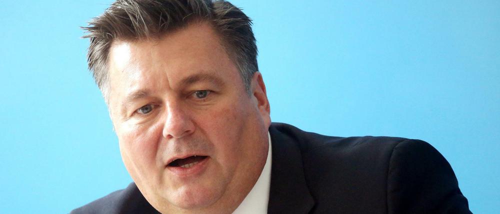 Innensenator Andreas Geisel (SPD) will in Zukunft systematischer gegen die Terrorgefahr vorgehen.