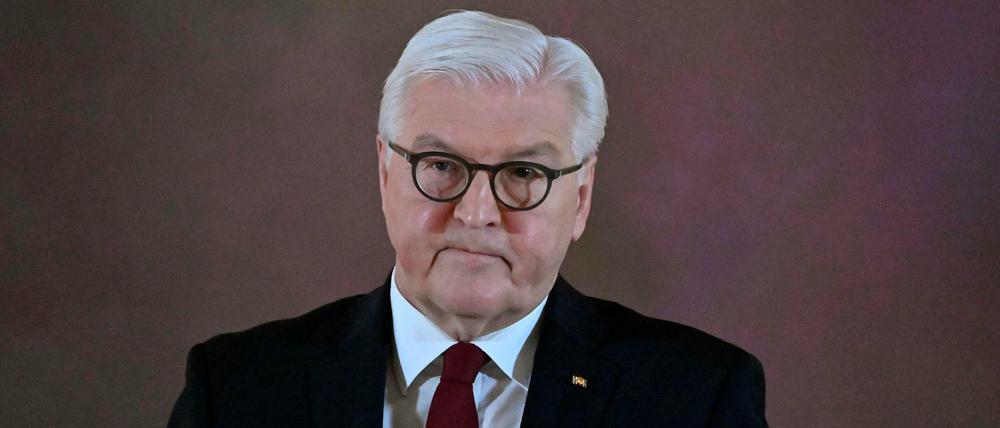 Gleich nach Neujahr würden die ersten Impfungen beginnen, sagte Bundespräsident Frank-Walter Steinmeier (SPD) am Montag in Berlin.