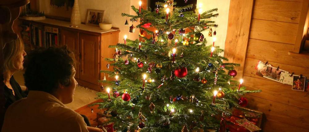 Im kleinen Kreis: Große Familienfeiern zu Weihnachten soll es 2020 nicht geben.