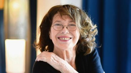 Die Sängerin und Schauspielerin Jane Birkin, 74, kam in London zur Welt und wohnt seit den Siebzigern größtenteils in Paris. 