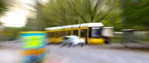 Die Berliner Straßenbahnen sollen länger werden.