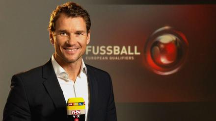 Ex-Nationaltorhüter Jens Lehmann hat das aktuelle Virus per Twitter mit einem Grippevirus gleichgesetzt und dafür einen Shitstorm kassiert.