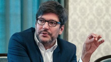 Berlins Justizsenator Dirk Behrendt (Bündnis 90/Die Grünen) stellte am Montag die neue Bilanz der Geldwäsche-Tast-Force vor.