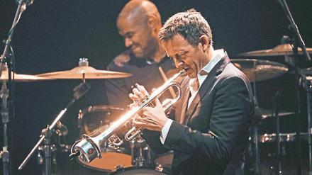 Till Brönner im Konzert. Wohl dem, der gleich den Jazztrompeter hört, wenn er mal so eben das Radio anstellt. 