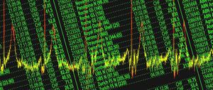 Kompliziert: Anleger, die Aktien nicht direkt kaufen, sondern stattdessen Fondsanteile, müssen sich seit zwei Jahren mit neuen Steuerregeln beschäftigen. 