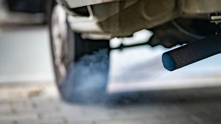 Stinkt zum Himmel: Die manipulierende Abgas-Software bei Dieselautos.