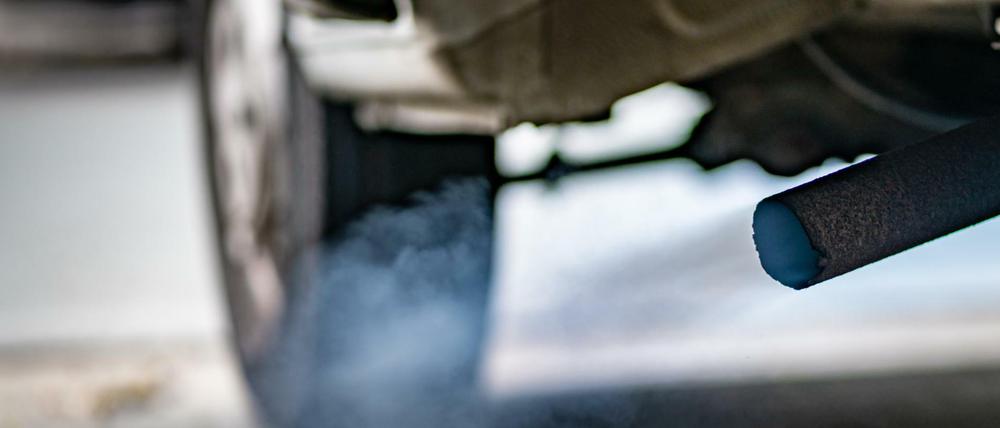 Stinkt zum Himmel: Die manipulierende Abgas-Software bei Dieselautos.