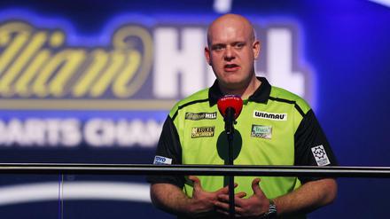 Michael van Gerwen muss Weihnachten in London verbringen. Er findet es hart, nicht bei der Familie zu sein, aber versteht die Entscheidung.