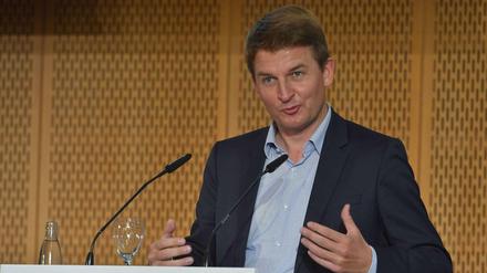 Die Ressourcen der Hochschulen nutzen. Dies rät unser Gastautor und ESMT-Präsident Jörg Rocholl Firmen. Hier bei der Preisverleihung "Macher des Ostens 2020". 