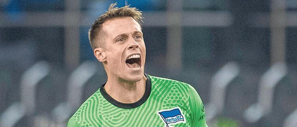 Kennt den Gegner. Herthas Torhüter Schwolow kam vom SC Freiburg.