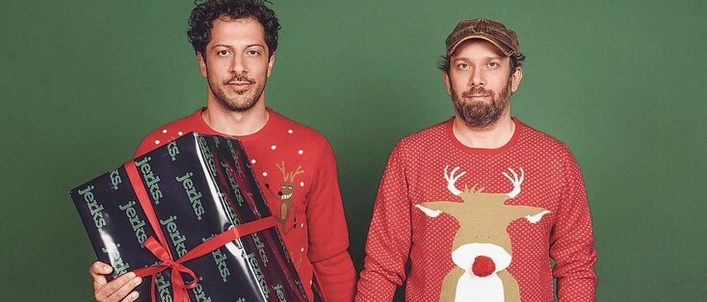 Macht Sex nach natürlicher Geburt noch Spaß? In „Jerks“ geht es hauptsächlich um die ungleiche Männerfreundschaft von Christian Ulmen (re.) und Fahri Yardim. Die beiden geben vor, ihren Schauspieler-Alltag in Potsdam in den 25-minütigen Episoden zu filmen.
