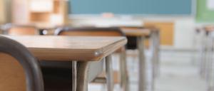 Die Schule hat die Verteilung der Broschüre gestoppt und die Polizei benachrichtigt.