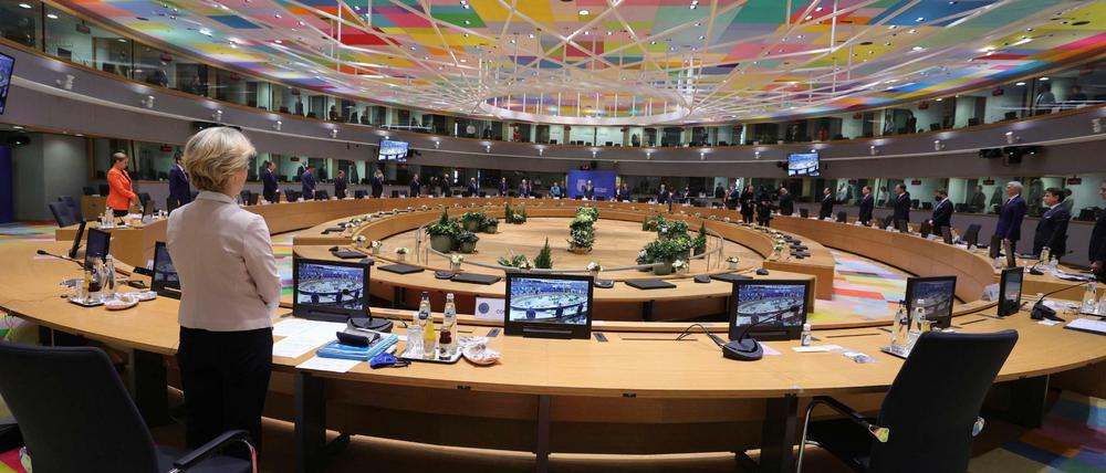 Innerhalb der EU beherrschen andere Themen die Diskussion, Covid-19 wurde vernachlässigt, sagen Wissenschaftler.