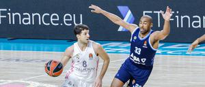 Hinterher! Alba Berlin (rechts Jayson Granger) war gegen Real Madrid oft zu spät dran. 