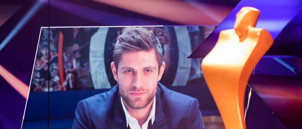 Eishockeyspieler Leon Draisaitl ist über Video bei der Ehrung der «Sportler des Jahres 2020» zugeschaltet und wird als Sportler des Jahres 2020 geehrt.