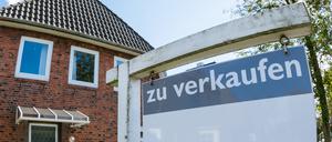 Noch zu haben: Ein Haus steht zum Verkauf.