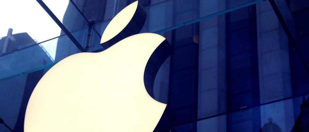 Seit 2014 beschäftigt sich Apple mit dem Thema Autobau. Jetzt gibt es Berichte, wonach Apple bis 2024 eine ganz neue Akku-Technik auf den Markt bringen will.