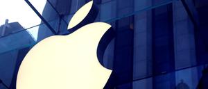 Seit 2014 beschäftigt sich Apple mit dem Thema Autobau. Jetzt gibt es Berichte, wonach Apple bis 2024 eine ganz neue Akku-Technik auf den Markt bringen will.