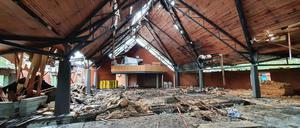 So sieht es im Innern der Kirche nach dem Feuer aus.