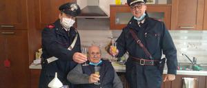 Ein 94-Jähriger hat in Alto Reno Terme unweit der italienischen Großstadt Bologna den Notruf gewählt, weil er einsam war.