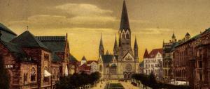 Berlin Charlottenburg mit Gedächtniskirche. In dieser Gegend wächst Patience auf.