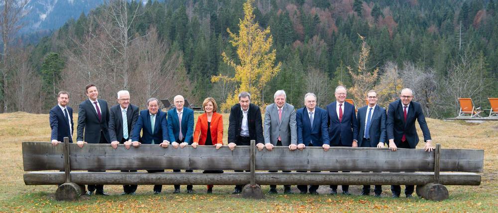Sind zu viele Stimmen? Das Gruppenbild aus dem Herbst 2019 zeigt einen Teil der 16 Landerchefinnen und -chefs.